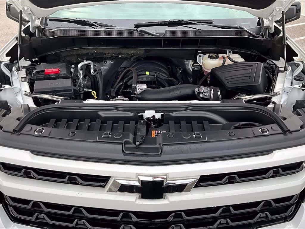 2023 Summit White Chevrolet Silverado 1500 RST 4X4 Truck