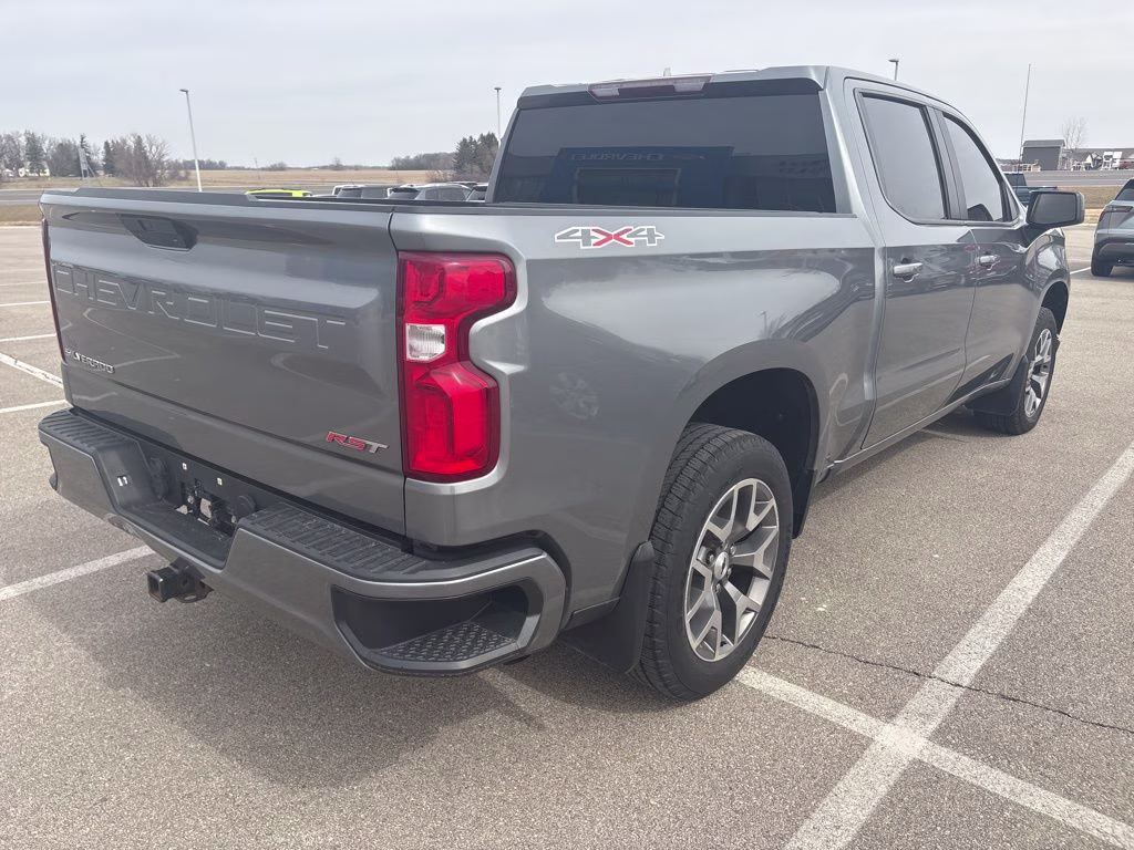 Used 2020 Chevrolet Silverado 1500 RST with VIN 1GCUYEED4LZ184023 for sale in Spring Valley, Minnesota