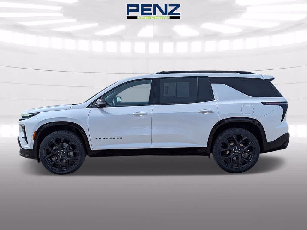 2024 Iridescent Pearl Tricoat Chevrolet Traverse AWD RS AWD SUV