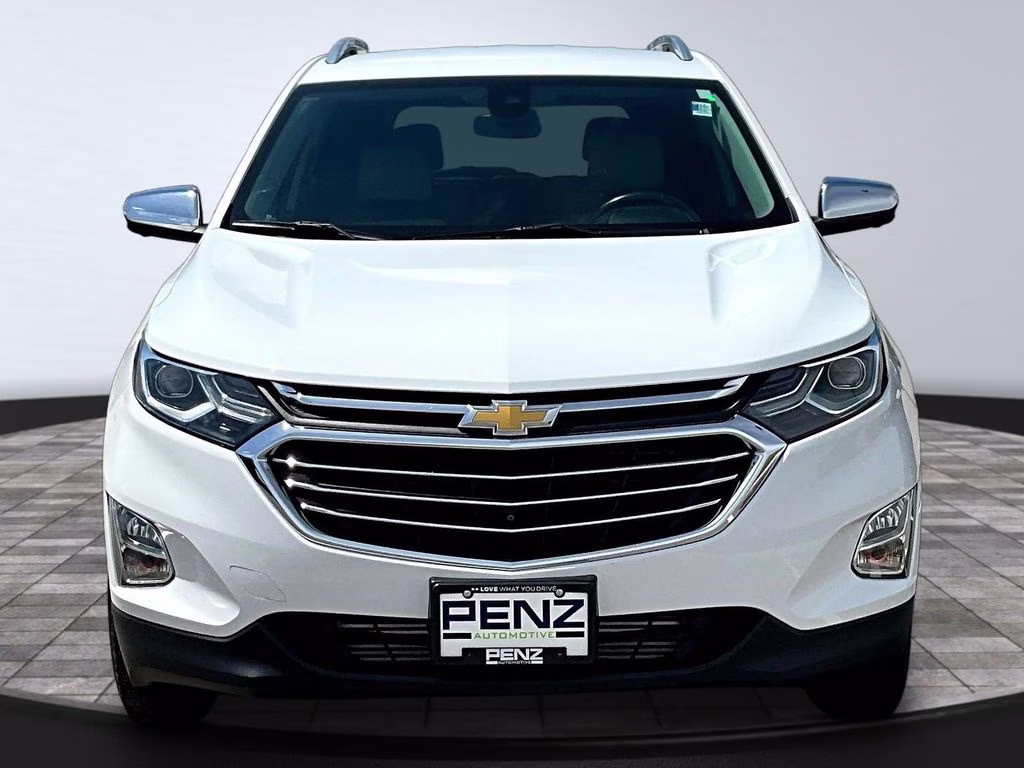 Used 2020 Chevrolet Equinox Premier with VIN 3GNAXXEV1LS632359 for sale in Spring Valley, Minnesota