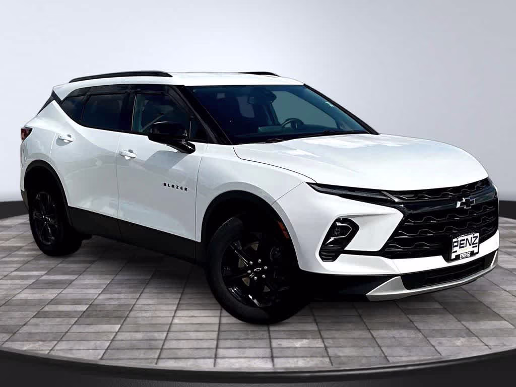 2024 Summit White Chevrolet Blazer LT AWD SUV