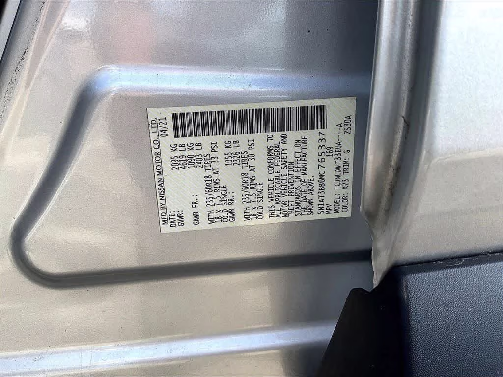 2021 Brilliant Silver Metallic Nissan Rogue SV AWD SUV