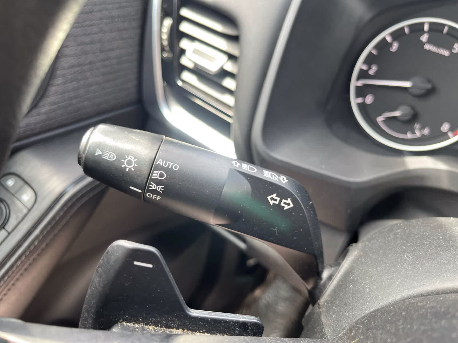 2021 Brilliant Silver Metallic Nissan Rogue SV AWD SUV