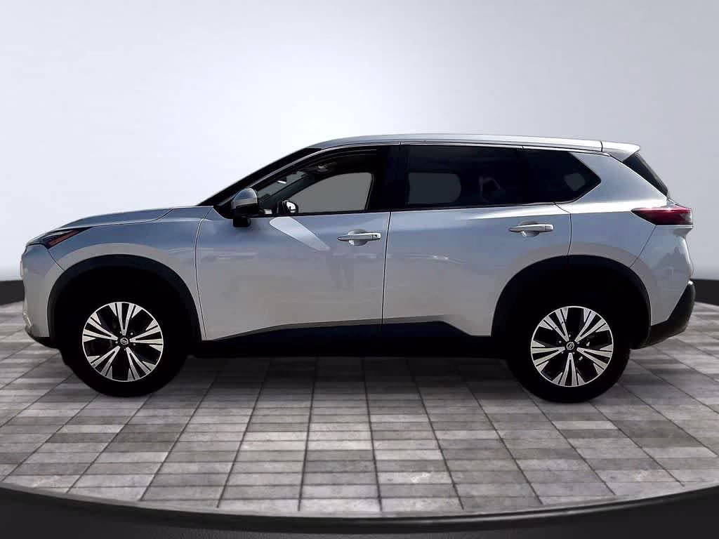 2021 Brilliant Silver Metallic Nissan Rogue SV AWD SUV