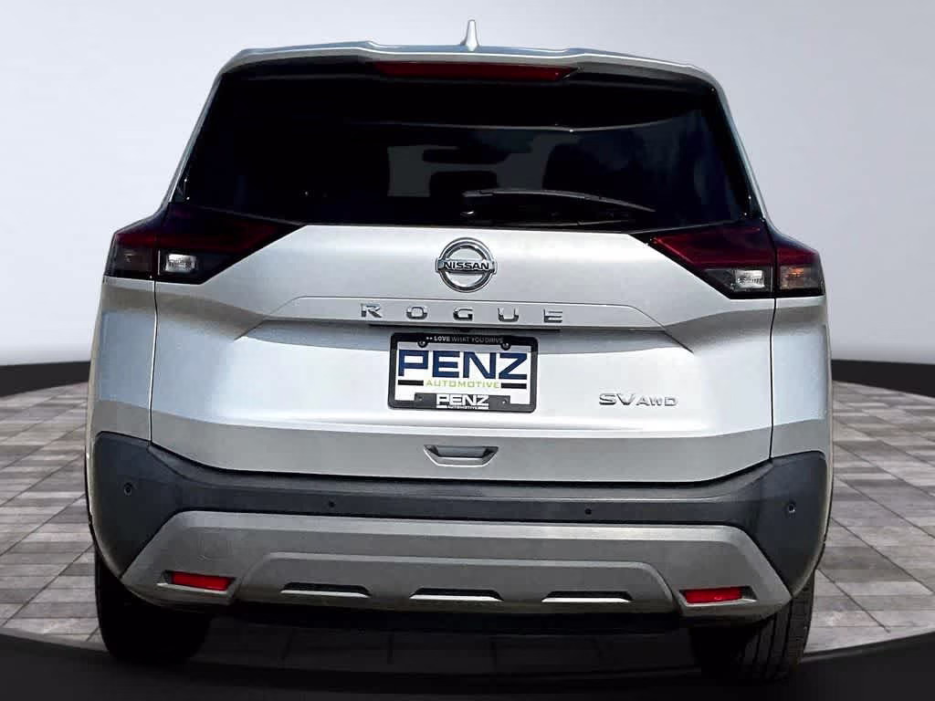 2021 Brilliant Silver Metallic Nissan Rogue SV AWD SUV