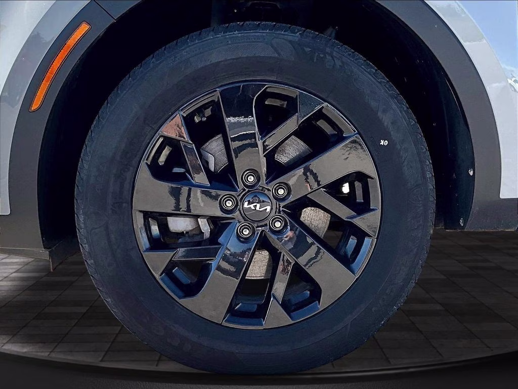 2022 Wolf Gray Kia Sorento S AWD SUV