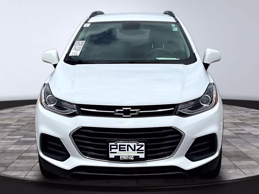 2022 Summit White Chevrolet Trax LT AWD SUV