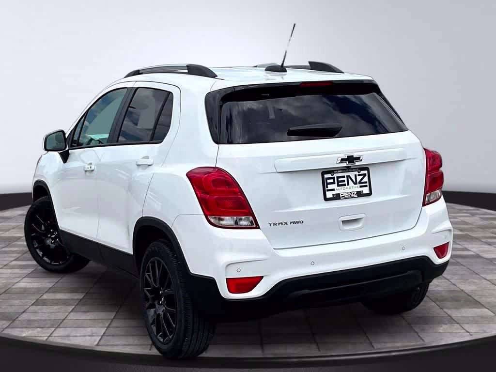 2022 Summit White Chevrolet Trax LT AWD SUV