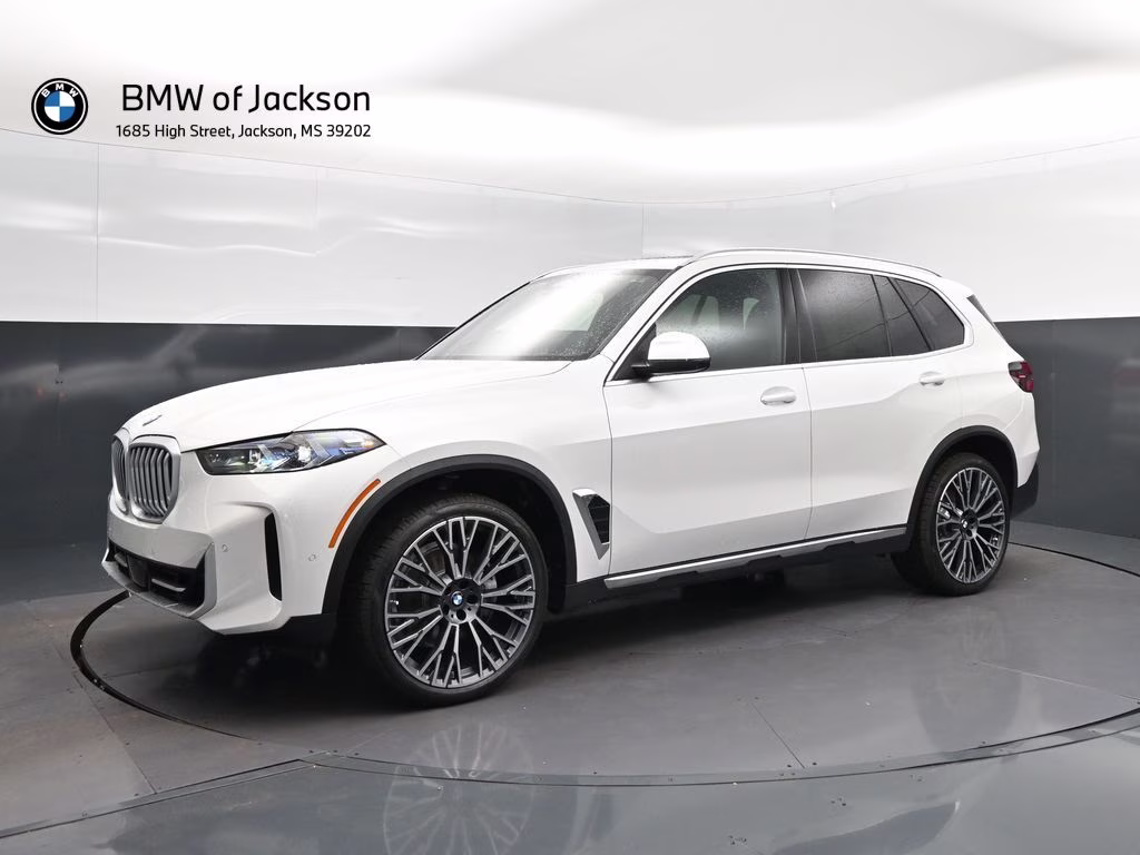 2026 Mineral White Metallic BMW X5 sDrive40i RWD SUV