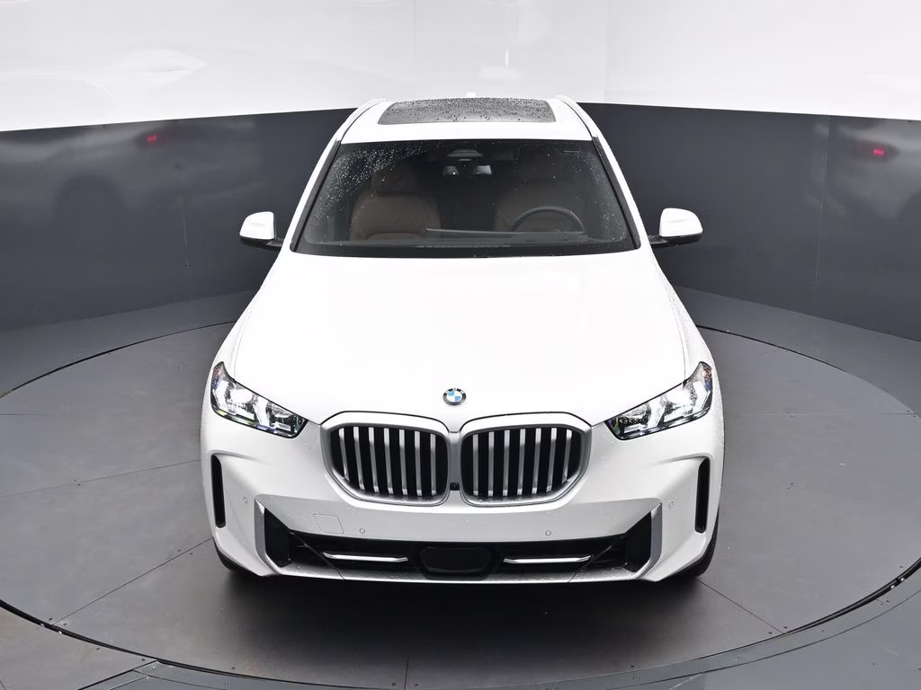 2026 Mineral White Metallic BMW X5 sDrive40i RWD SUV