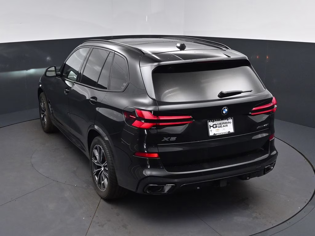 2026 Black Sapphire Metallic BMW X5 xDrive40i AWD SUV