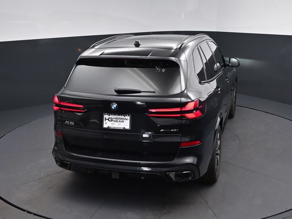 2026 Black Sapphire Metallic BMW X5 xDrive40i AWD SUV