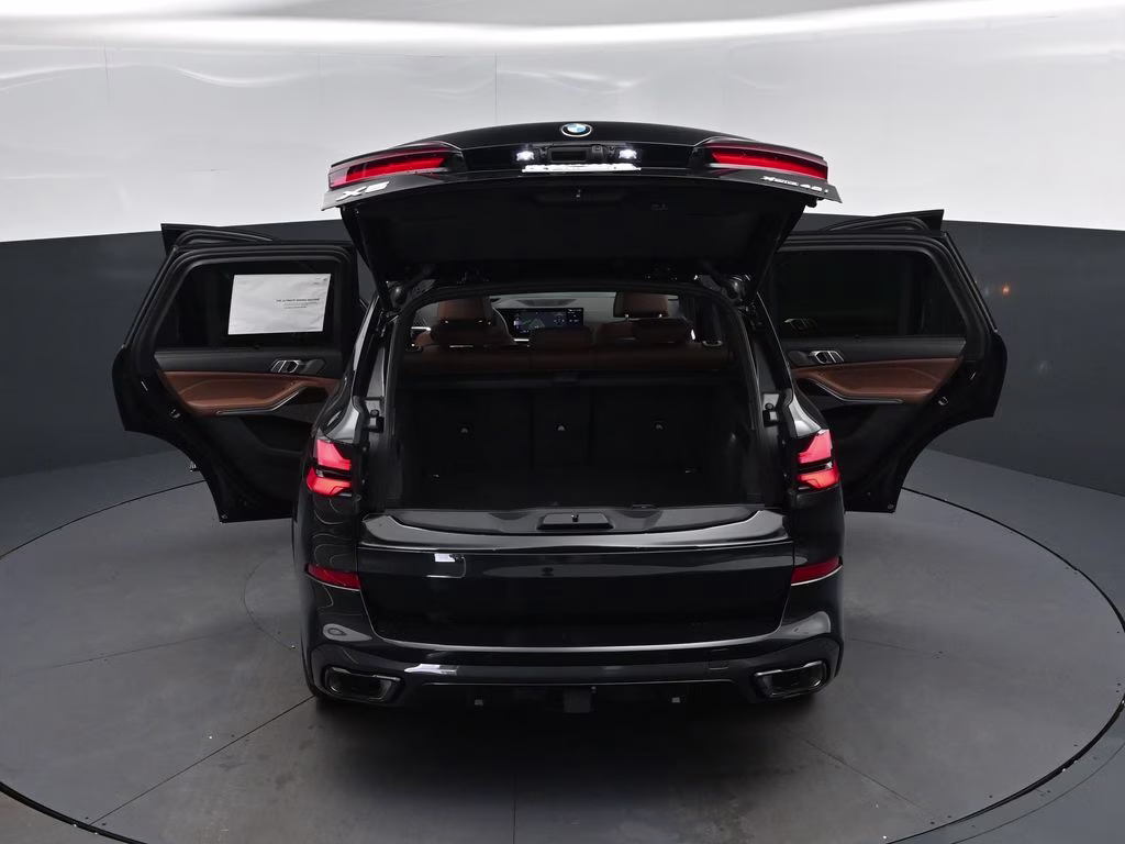 2026 Black Sapphire Metallic BMW X5 xDrive40i AWD SUV