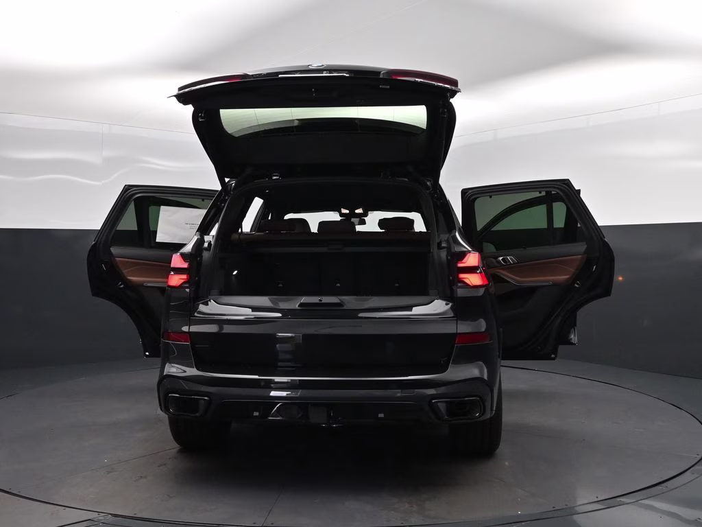 2026 Black Sapphire Metallic BMW X5 xDrive40i AWD SUV