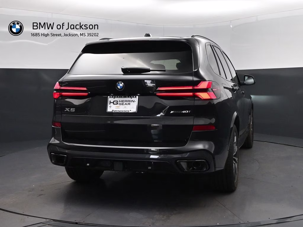 2026 Black Sapphire Metallic BMW X5 xDrive40i AWD SUV