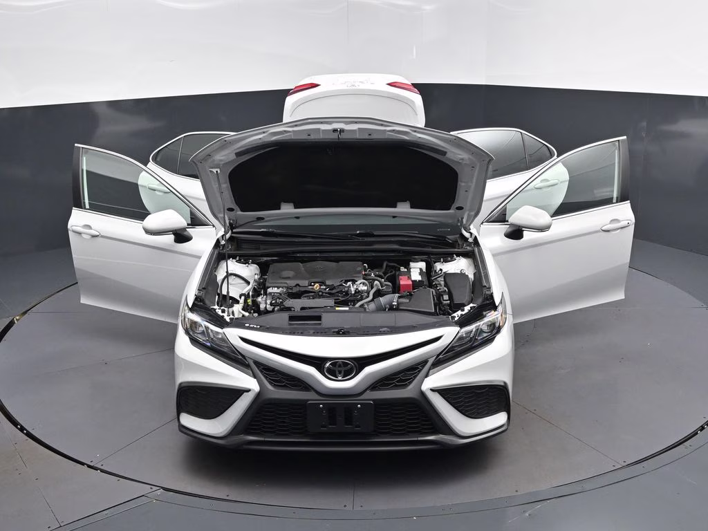 2024 Ice Toyota Camry SE FWD Sedan