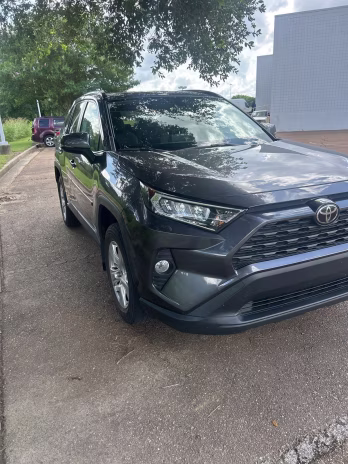 2020 Magnetic Gray Metallic Toyota RAV4 XLE FWD SUV