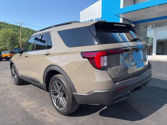 2026 Marsh Gray Ford Explorer ST-Line 4X4 SUV
