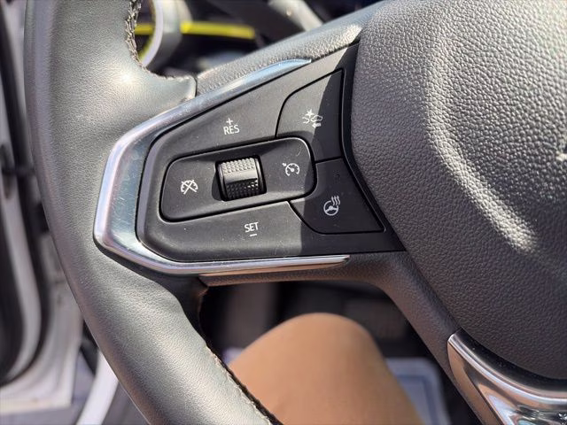 2024 Summit White Chevrolet Trax ACTIV FWD SUV