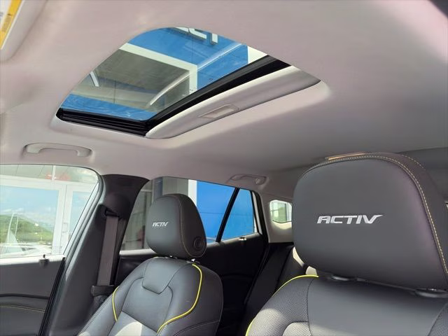 2024 Summit White Chevrolet Trax ACTIV FWD SUV