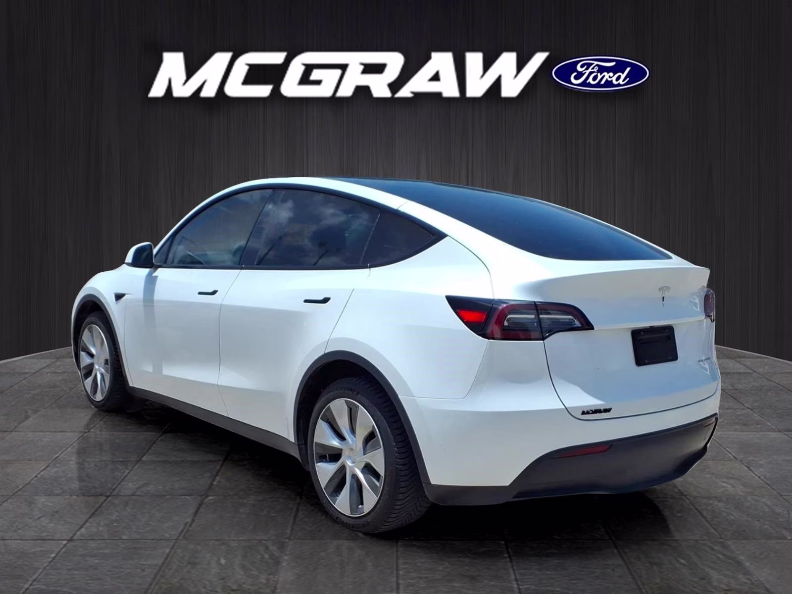 2023 Pearl White Multi-Coat Tesla Model Y Long Range AWD SUV