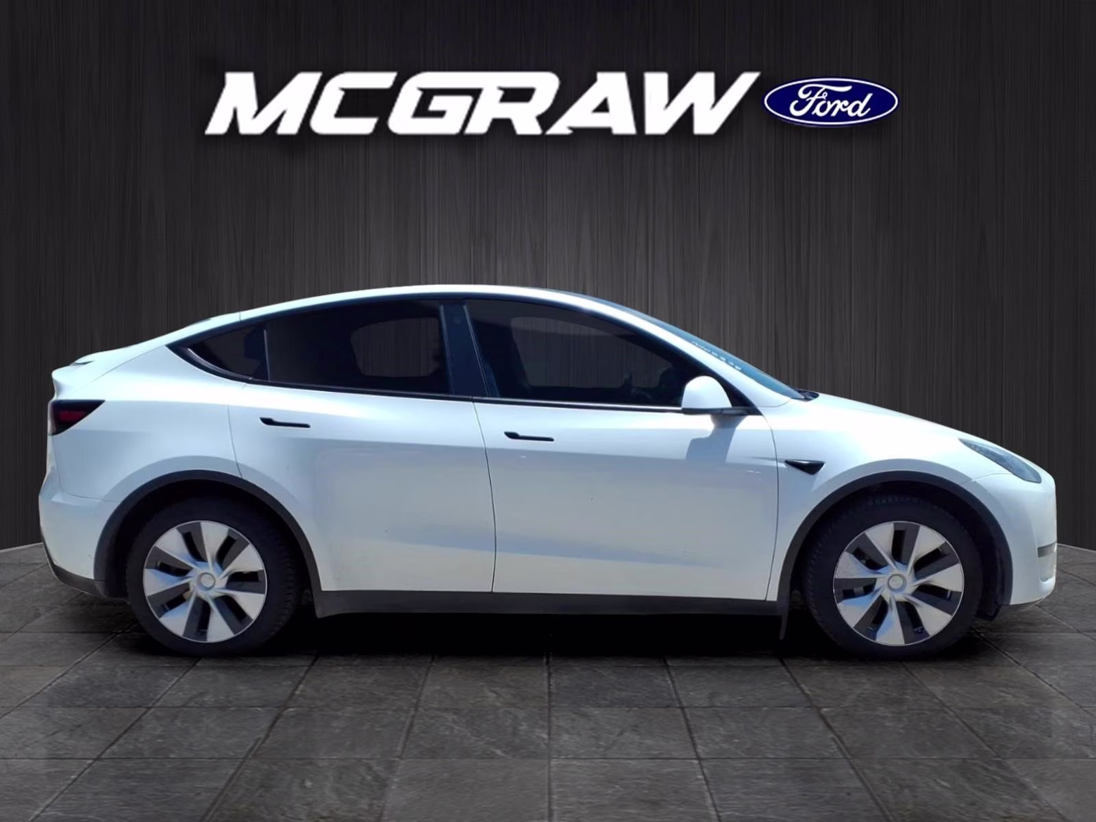 2023 Pearl White Multi-Coat Tesla Model Y Long Range AWD SUV