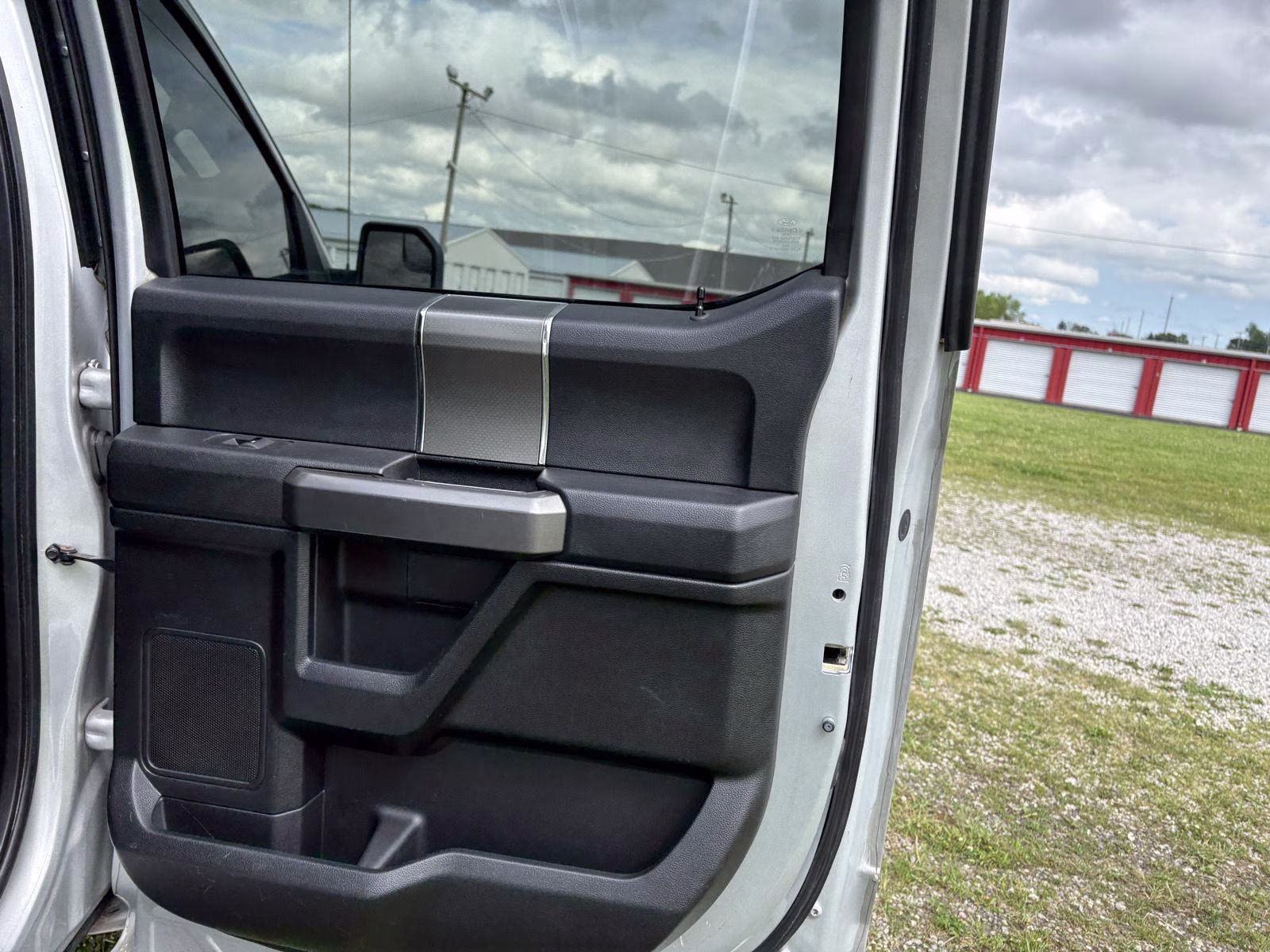 2015 Ingot Silver Metallic Ford F-150 XLT 4X4 Truck