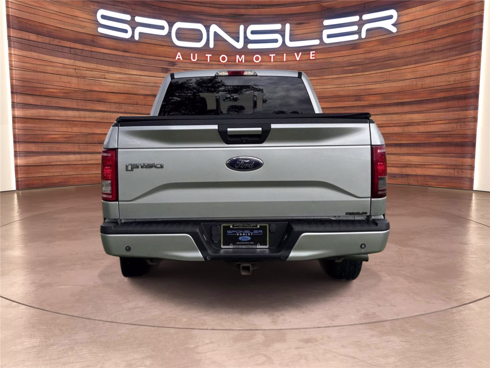 2015 Ingot Silver Metallic Ford F-150 XLT 4X4 Truck