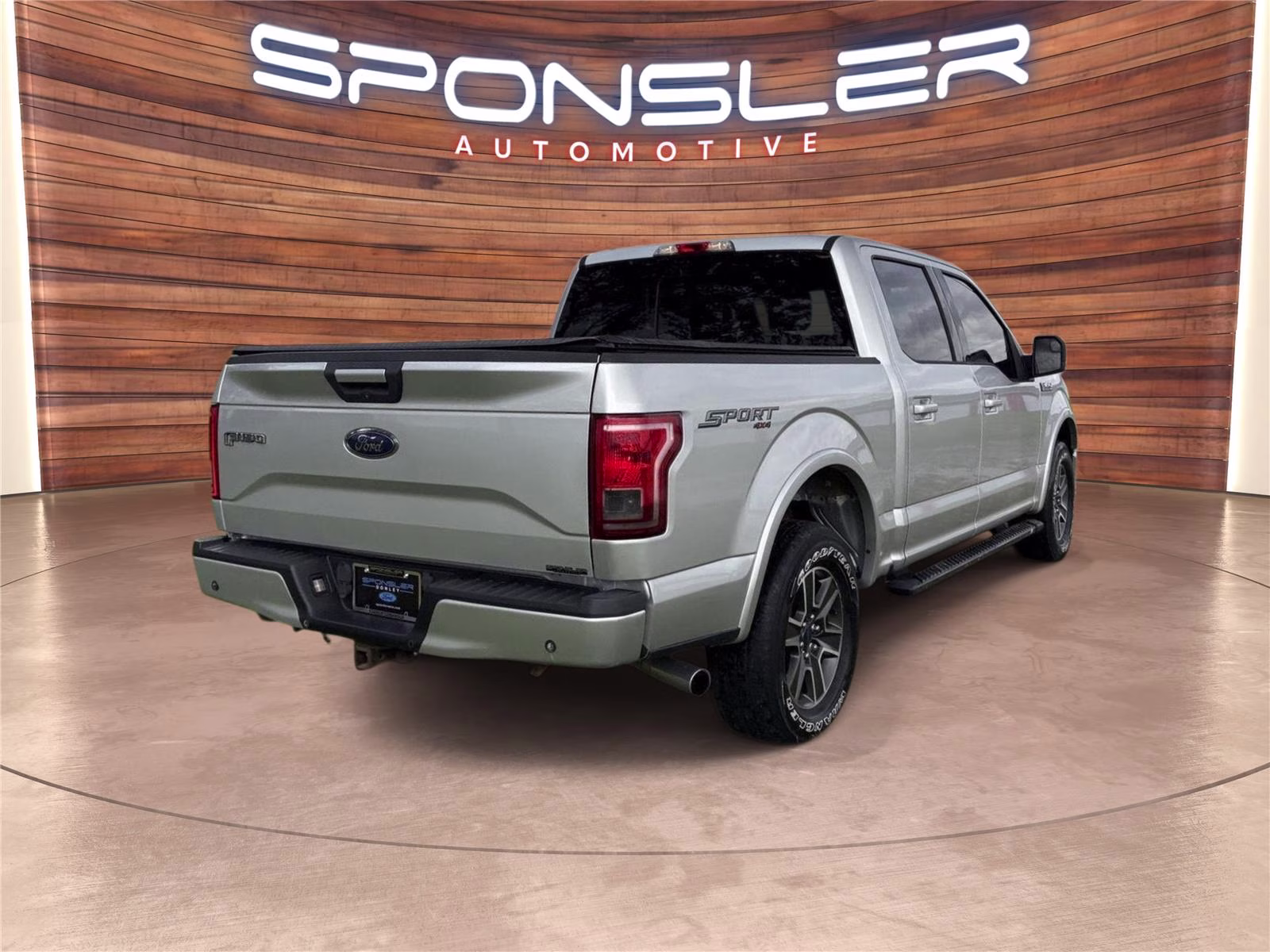 2015 Ingot Silver Metallic Ford F-150 XLT 4X4 Truck