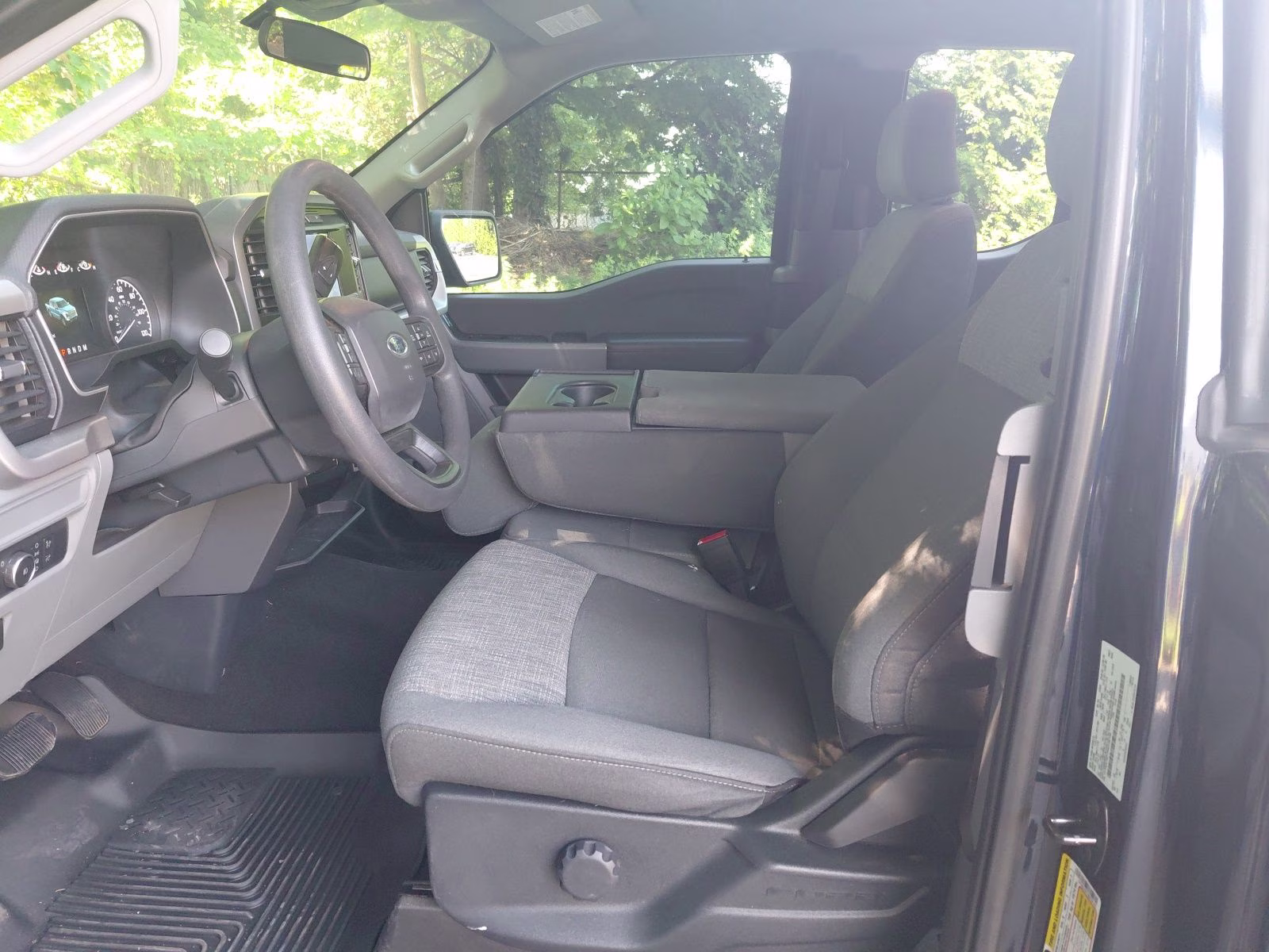 2022 Antimatter Blue Metallic Ford F-150 XLT 4X4 Truck