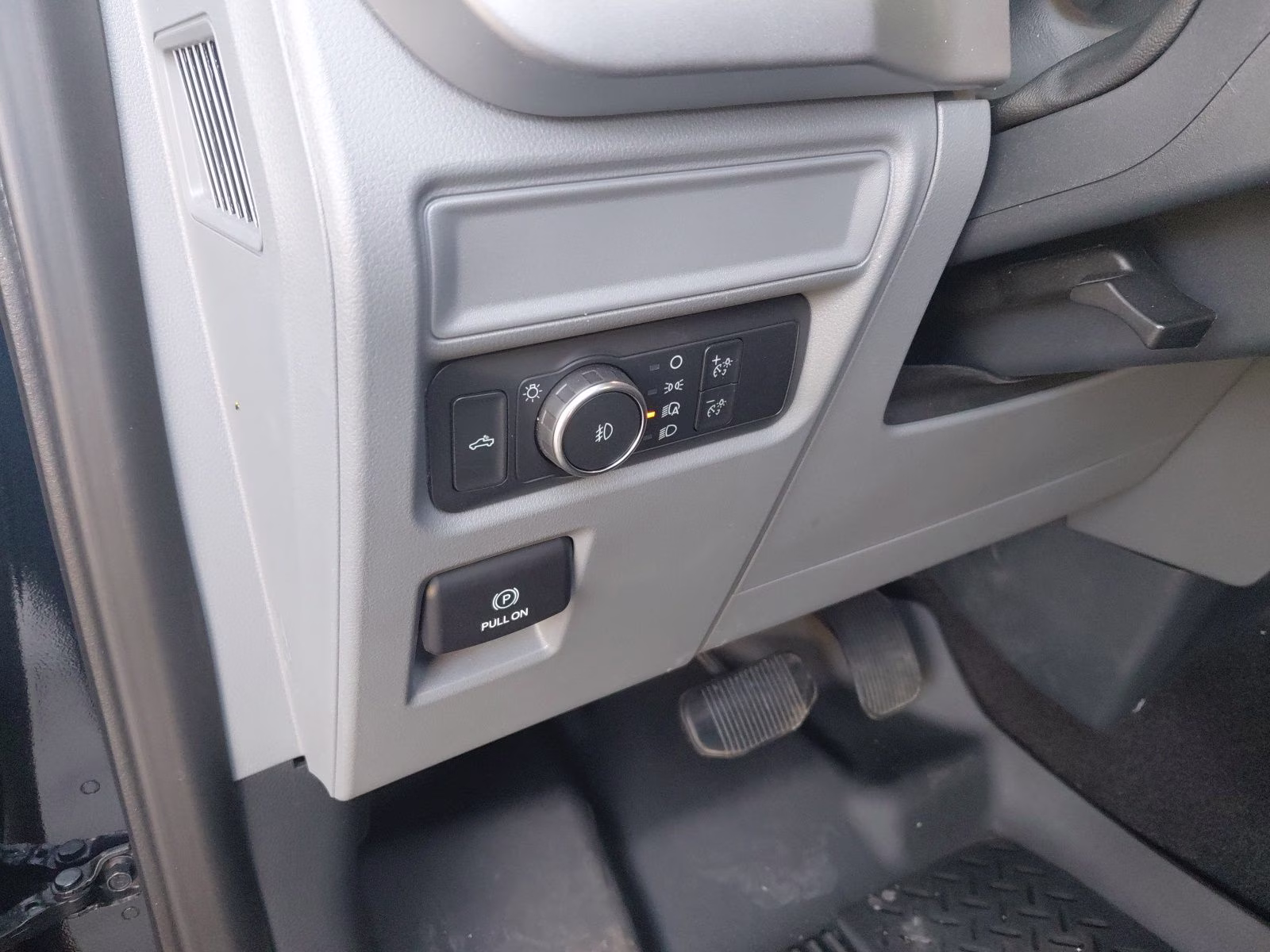 2022 Antimatter Blue Metallic Ford F-150 XLT 4X4 Truck