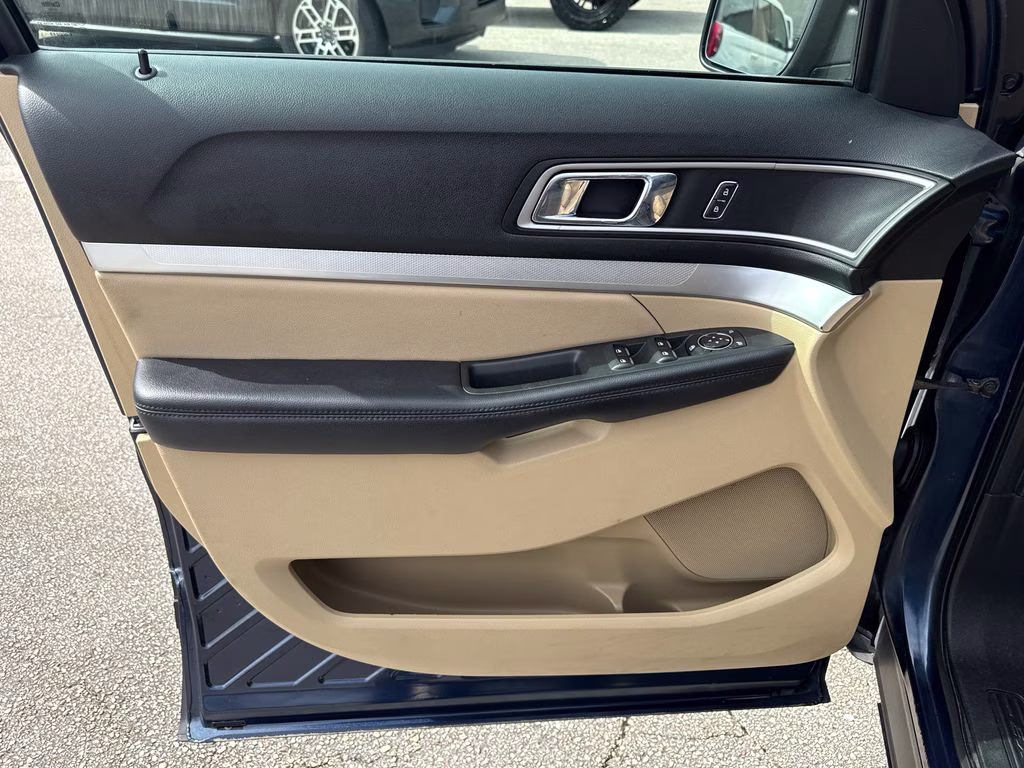 2017 Blue Jeans Metallic Ford Explorer XLT 4X4 SUV