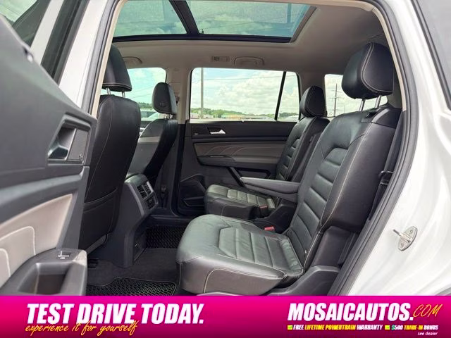 2023 White Volkswagen Atlas 3.6L V6 SEL Premium R-Line AWD SUV