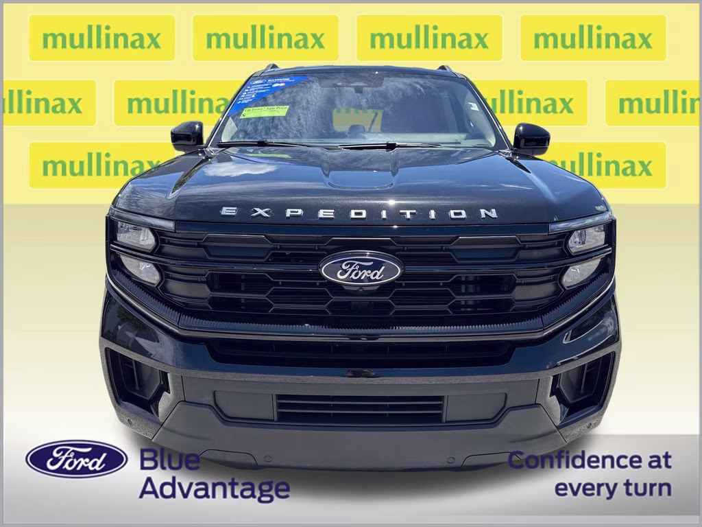 2025 Agate Black Metallic Ford Expedition Max Active RWD SUV