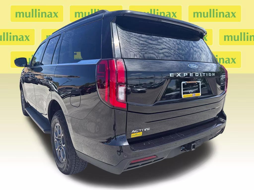 2025 Agate Black Metallic Ford Expedition Active RWD SUV