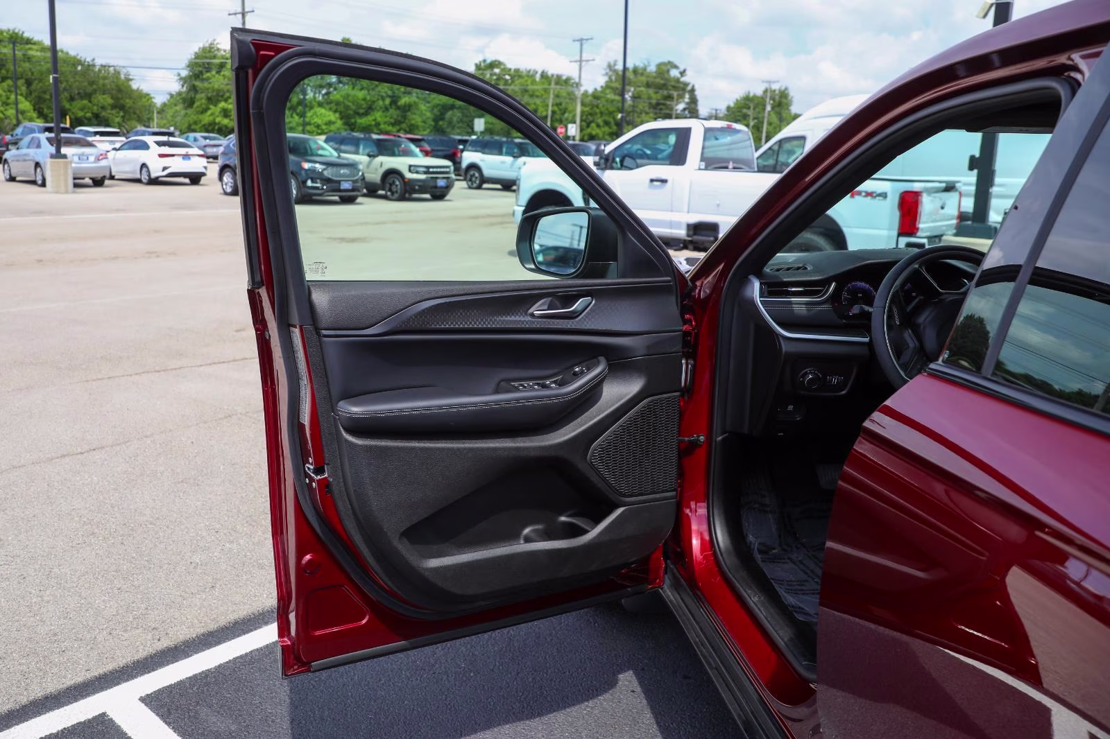 2024 Velvet Red Pearlcoat Jeep Grand Cherokee L Laredo X 4X4 SUV