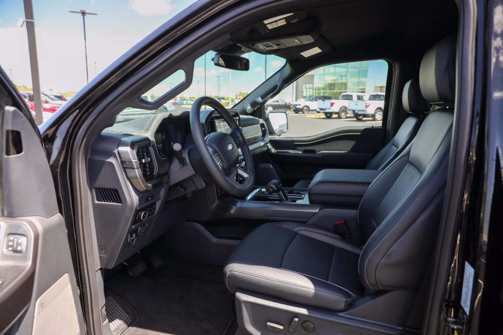 2026 Agate Black Ford F-150 LARIAT 4X4 Truck