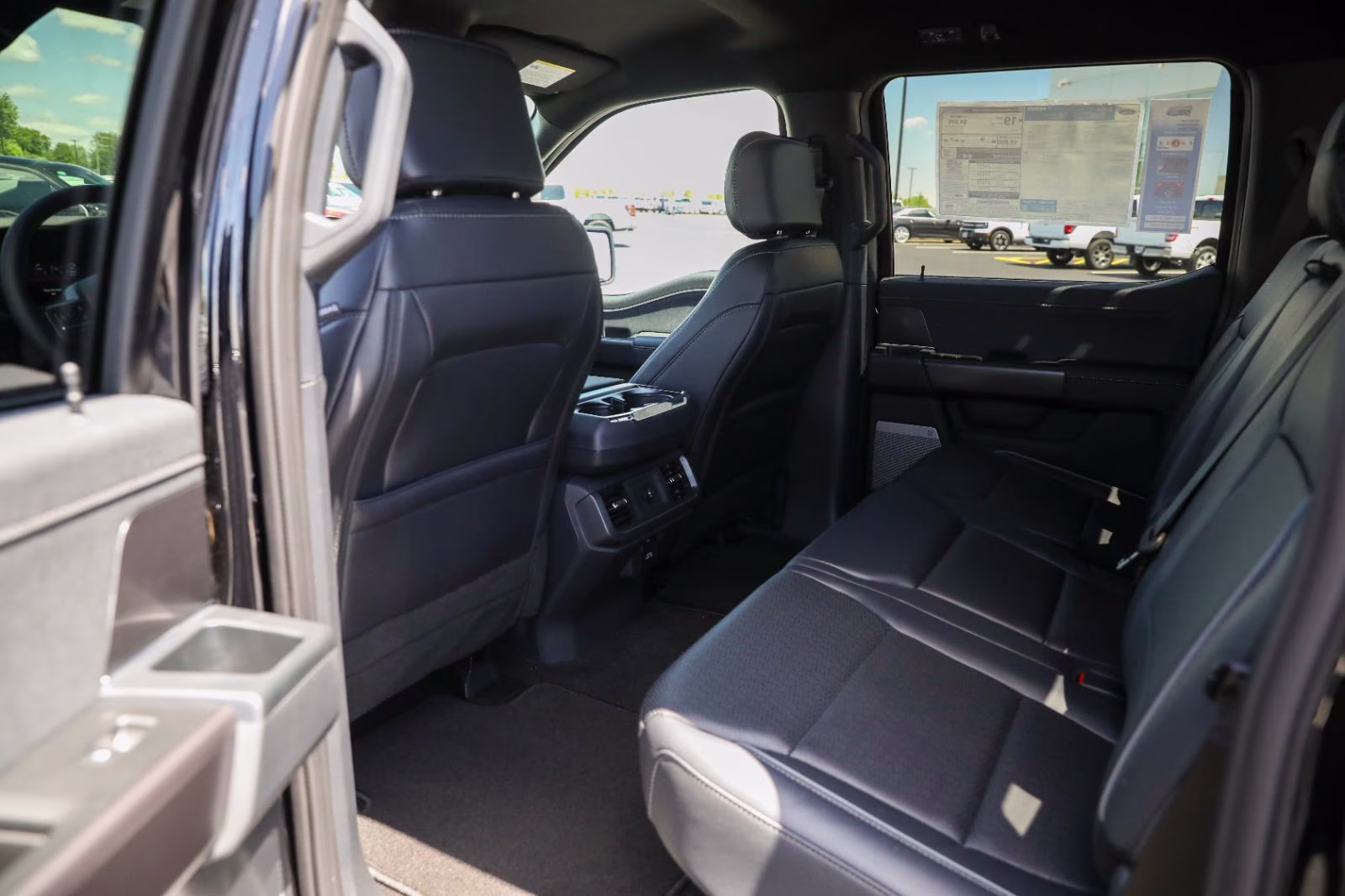 2026 Agate Black Ford F-150 LARIAT 4X4 Truck