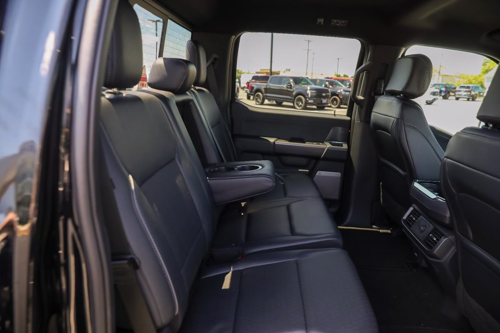 2026 Agate Black Ford F-150 LARIAT 4X4 Truck