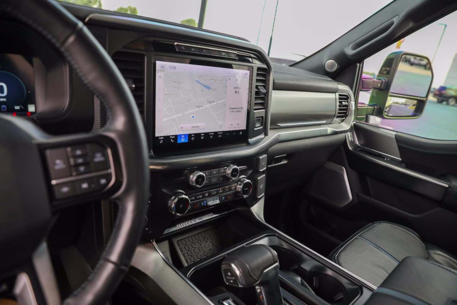 2024 Agate Black Metallic Ford F-150 Platinum 4X4 Truck