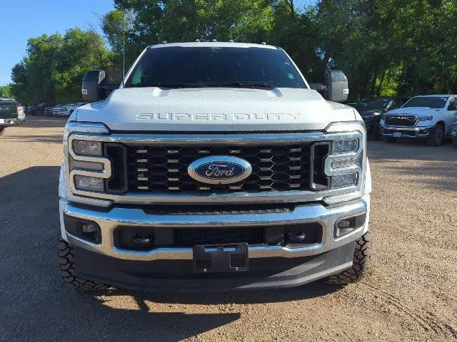 2024 White Ford Super Duty F-450 DRW Lariat 4X4 Truck