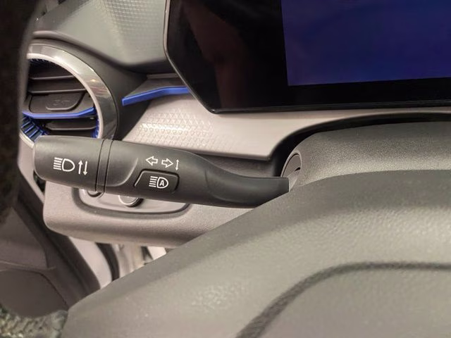 2024 Summit White Chevrolet Trax LT FWD SUV