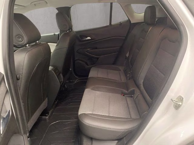 2024 Summit White Chevrolet Trax LT FWD SUV