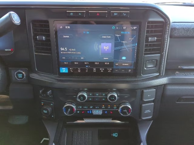 2024 White Ford Super Duty F-450 DRW Lariat 4X4 Truck