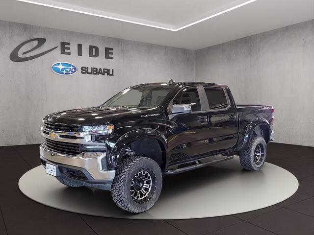 2020 Black Chevrolet Silverado 1500 LT 4X4 Truck