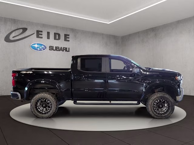2020 Black Chevrolet Silverado 1500 LT 4X4 Truck