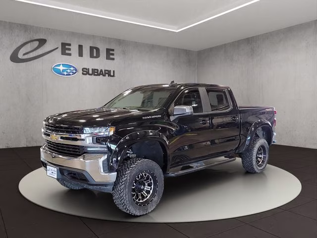 2020 Black Chevrolet Silverado 1500 LT 4X4 Truck