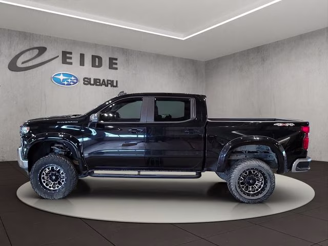 2020 Black Chevrolet Silverado 1500 LT 4X4 Truck