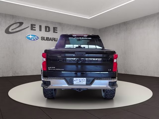 2020 Black Chevrolet Silverado 1500 LT 4X4 Truck