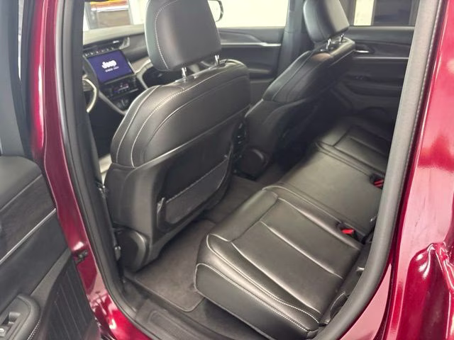 2024 Velvet Red Pearlcoat Jeep Grand Cherokee Limited 4X4 SUV